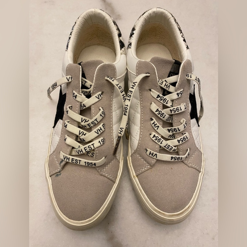 Vintage Havana sneakers - like new, worn once